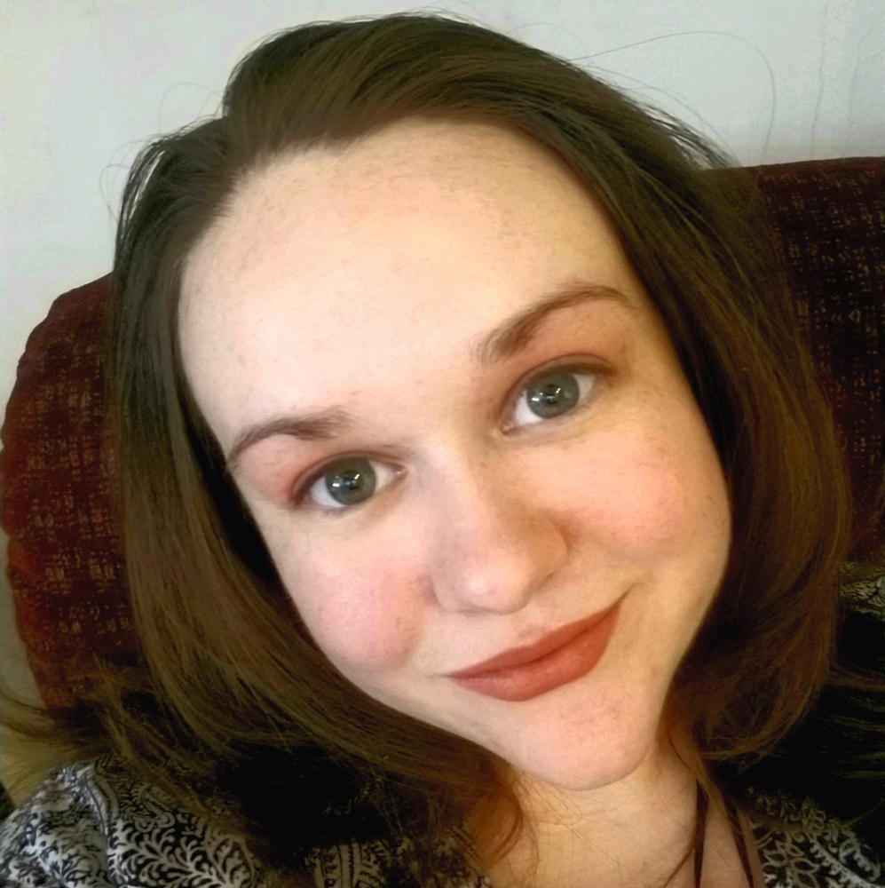 Meet your Posher, Ayla